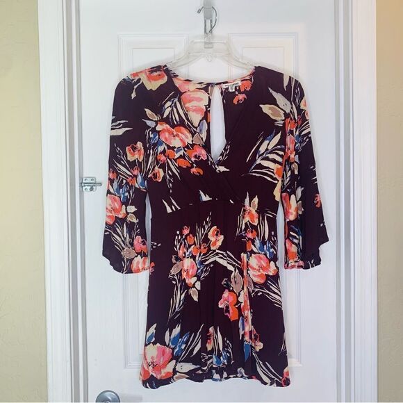 Billabong Divine Wrap Dress Flare Sleeves Floral Size Large - Picture 1 of 9